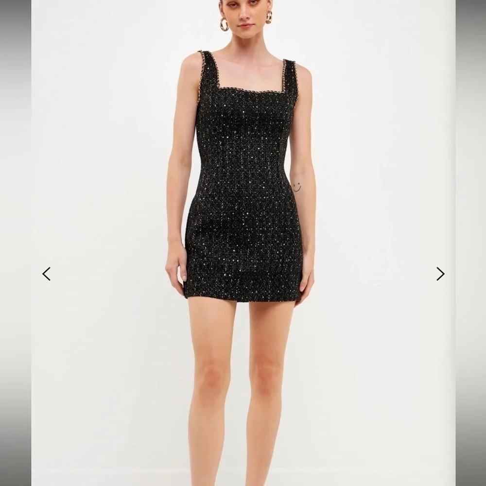 Endless rose chain tweed dress